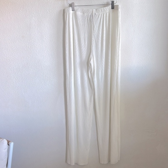 H&M Crinkled Set - Picture 13 of 13